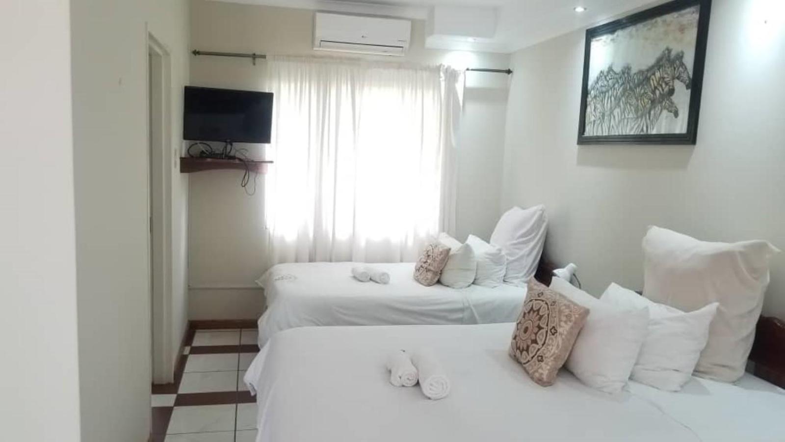 Guest House Bavaria Rundu Buitenkant foto